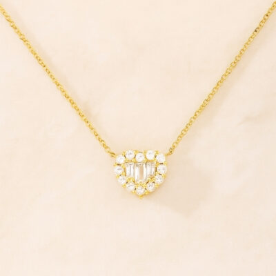 Collar Khuyay Corazón en Oro Amarillo 18K con Diamantes