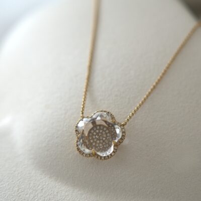 Collar Biru Lucky en Oro Amarillo 18K con Topacio Blanca y Diamantes