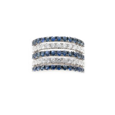 Sortija Grand Riviere Qucha en Oro Blanco 18K con Zafiro Azul y Diamantes