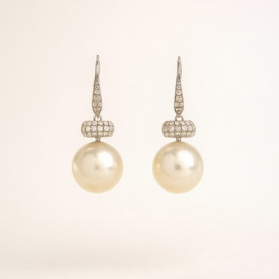 Aretes Love Pearls South Sea en Oro Blanco 18k con Diamantes
