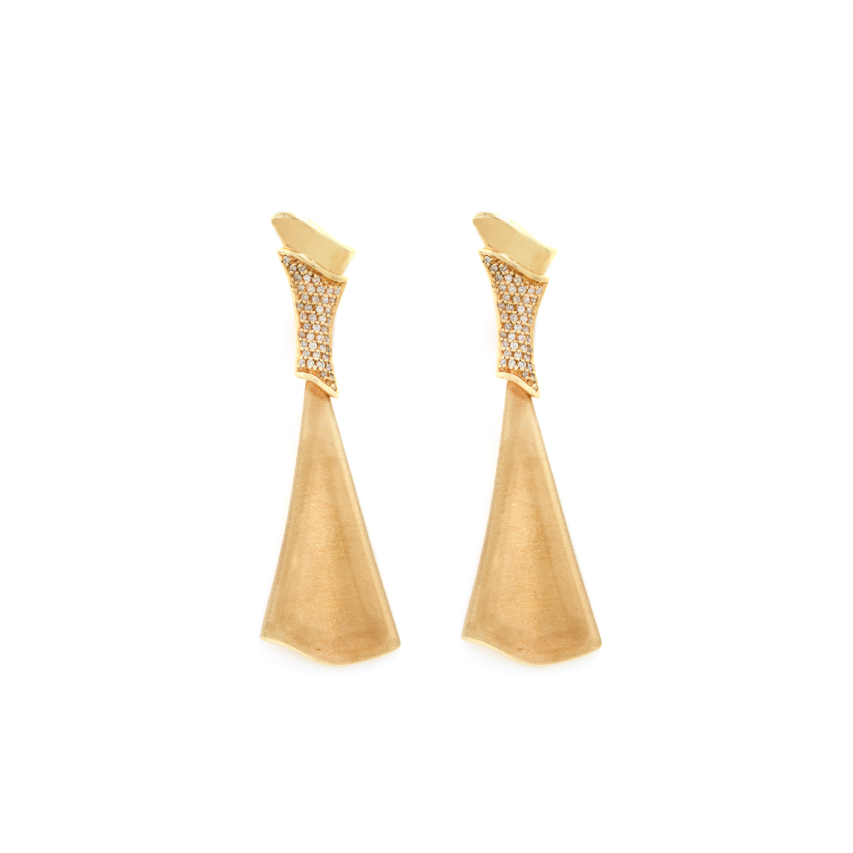 Aretes Largo en Oro Amarillo 18k con Brillantes