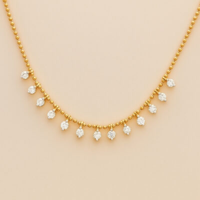 Collar diamantesta con diamantes colgantes en Amarillo 18k