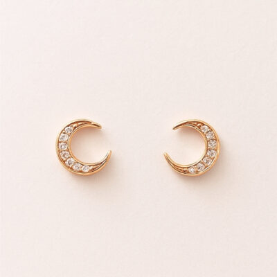 Aretes en oro amarillo 18k modelo luna con brillantes chica