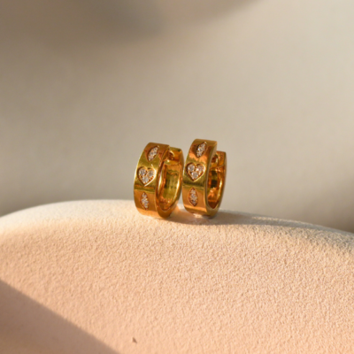 Argollas con brillantes en oro amarillo 18K