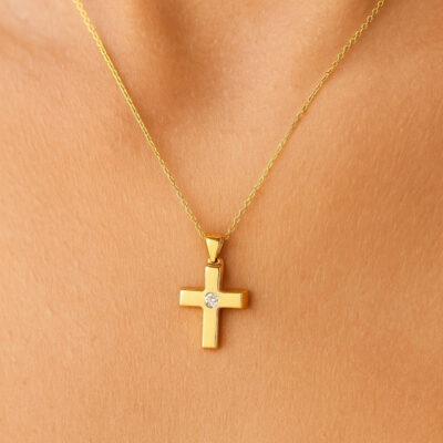 Collar cruz con diamantes amarillo 18K