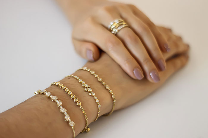 Pulseras de Oro: Joyas que Perduran en el Tiempo