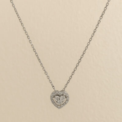 Collar Corazón con Brillantes en  Oro Blanco 18K.