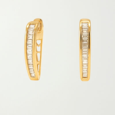 Argollas de Corazón con Diamantes Baguette en Oro Amarillo 18K.