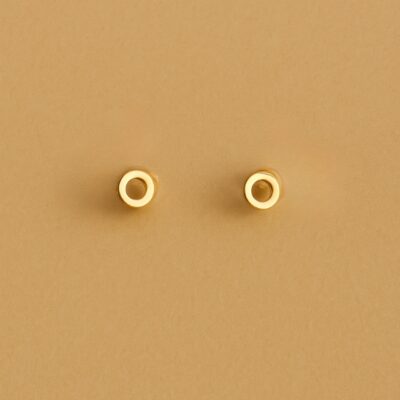 Aretes Kids Círculo Calado en Oro Amarillo 18k.