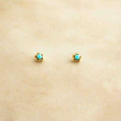 Aretes Kids Estrella con Enamel Turquesa en Oro Amarillo 18k