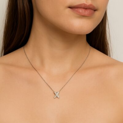 Collar con dije de letra X en  Plata 925