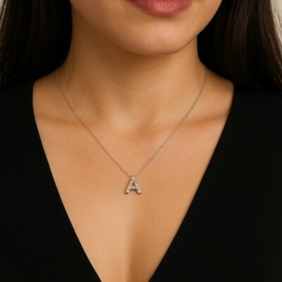 Collar con dije de letra A en  Plata 925