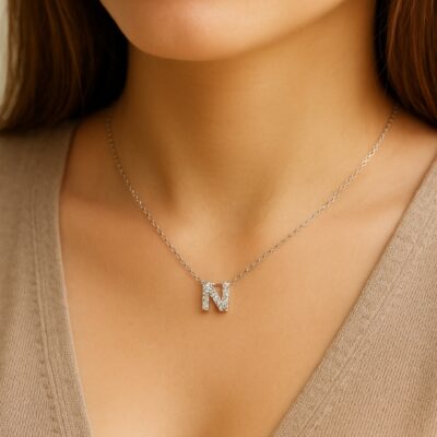 Collar con dije de letra N en  Plata 925.