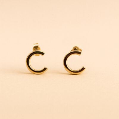 Aretes forma de C Oro Amarillo 18k