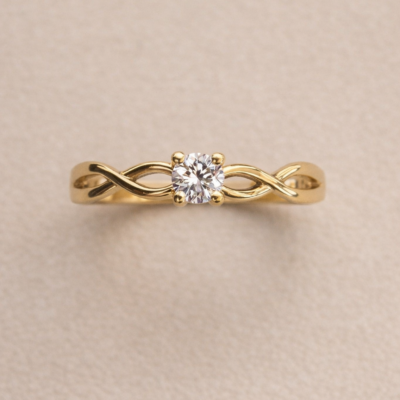 Solitario con centro de diamante en oro amarillo 18k