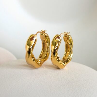 Argollas entorchadas medianas en oro amarillo 18K