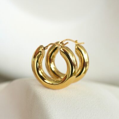 Argollas gruesas en oro amarillo 18K