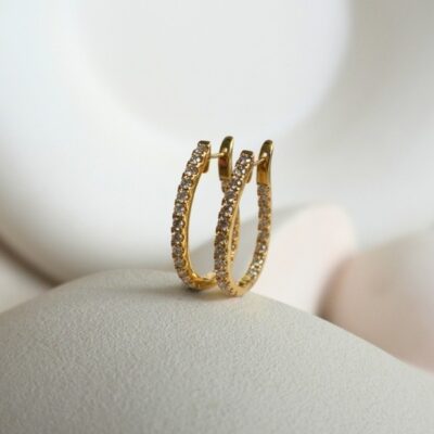 Argollas Ovaladas con diamantes por dentro y fuera en Oro amarillo 18k