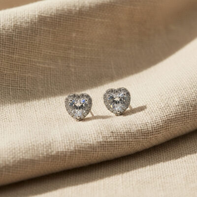 Aretes corazón de circones en plata 925