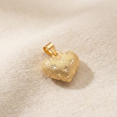 Dije corazón satinado y diamantado oro amarillo 18k