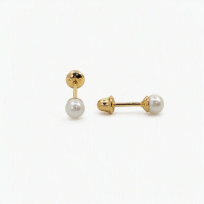 Aretes kids de perlitas en oro amarillo 18k.